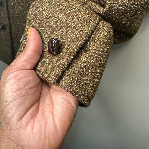 COPY - Vintage Dana Buchman Wool Tweed Suit Size 8 - Picture 7 of 16